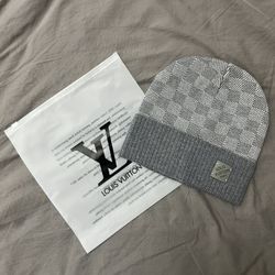 Louis Vuitton grey beanie