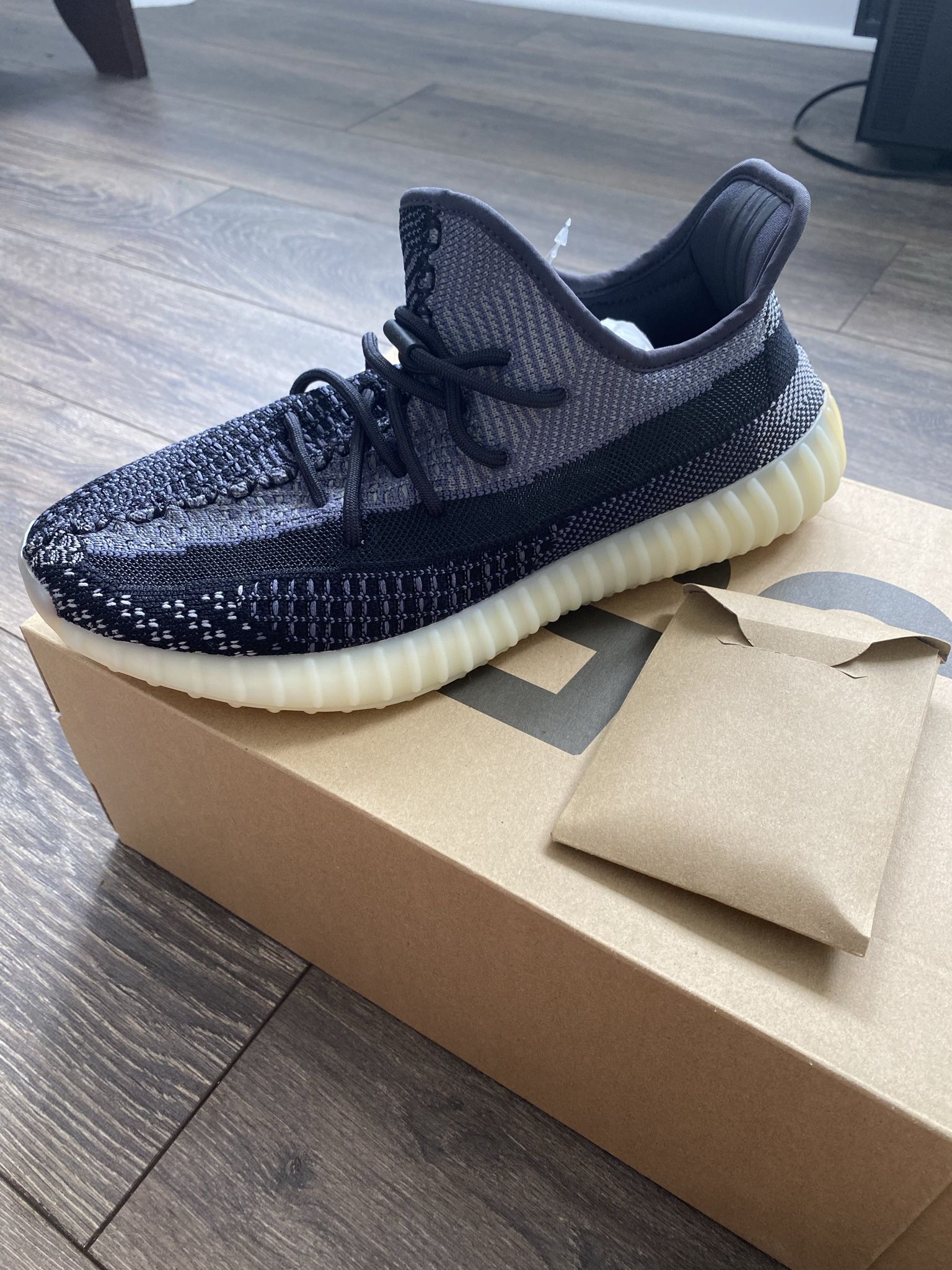 Yeezy Boost 350 V2 Asriel ‘Carbon’ Size 11