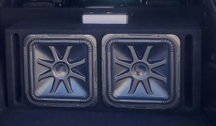 2 15" speakers with box and amp