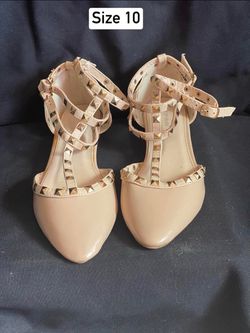 Used once women’s flat shoes size 10