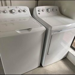 GE Washer And Dryer Set
