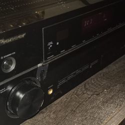 Excellent Surround Sound Receiver 