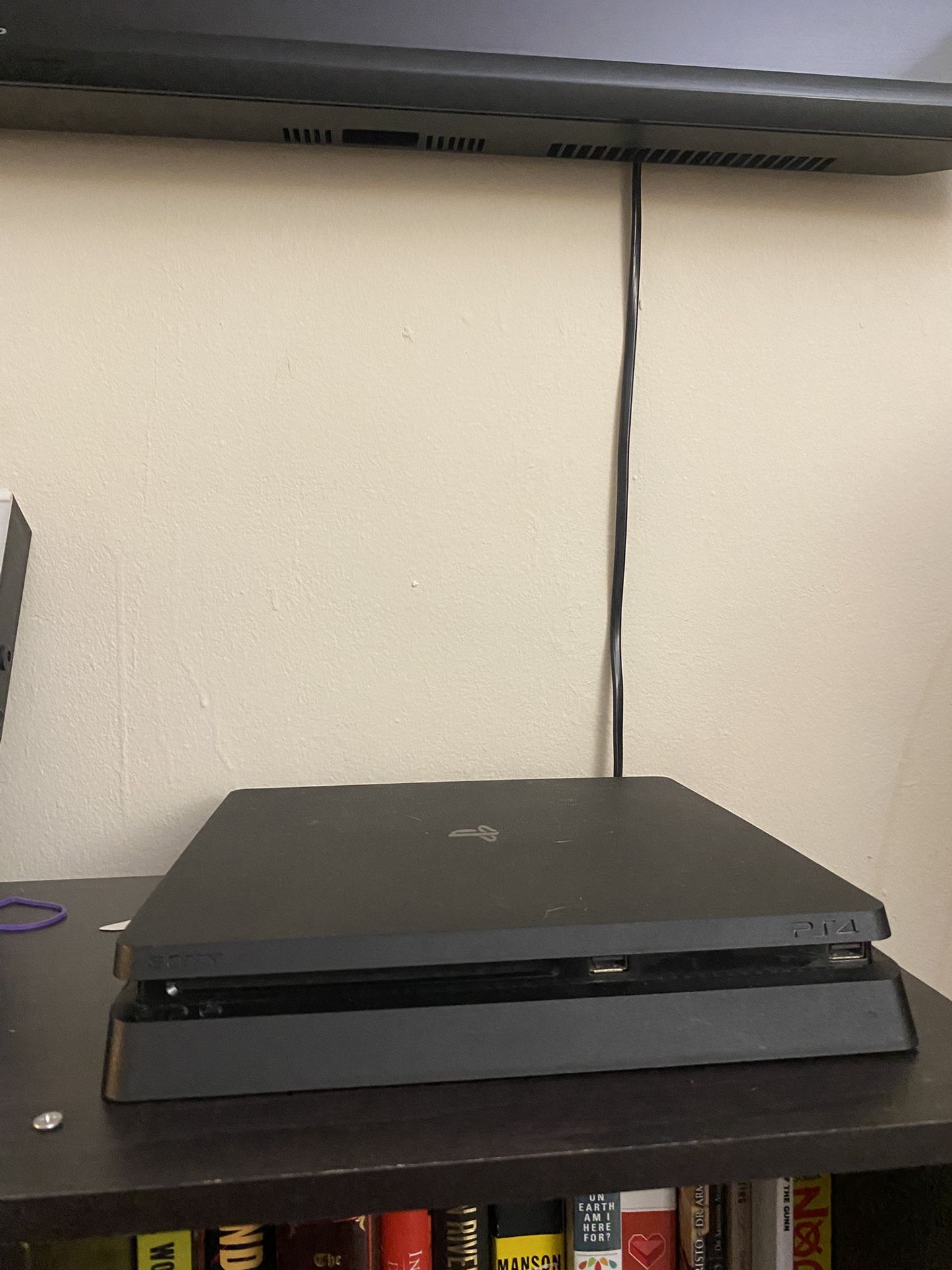 PS4 With Games/cables/controller