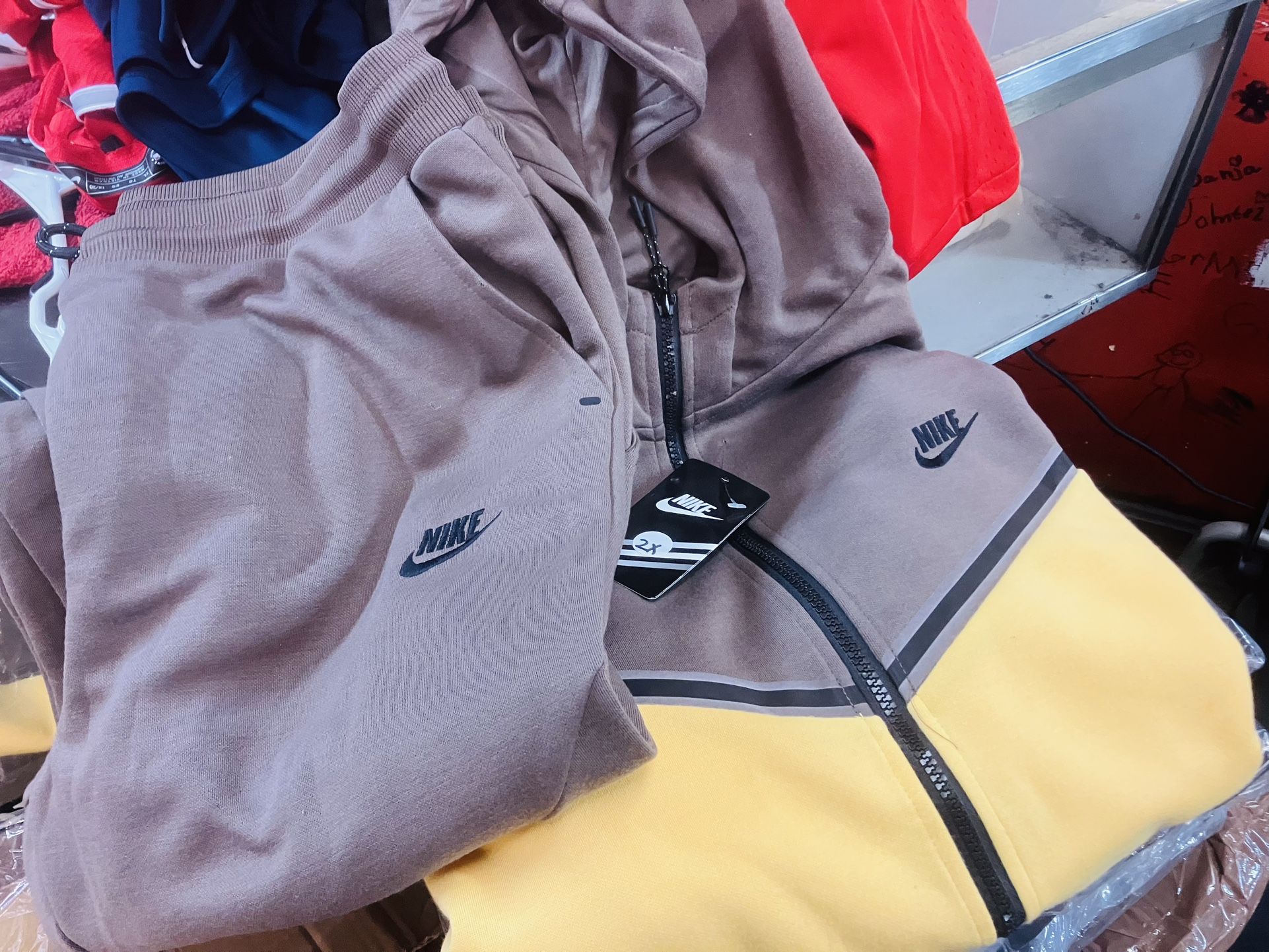 Nike Sweatsuits (Brown/Yellow)