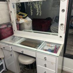 Vanity 