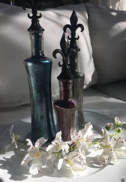 3 decorative bottles