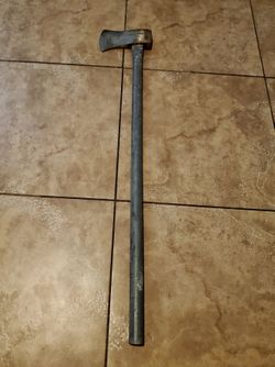 40" Husky Axe (Used)