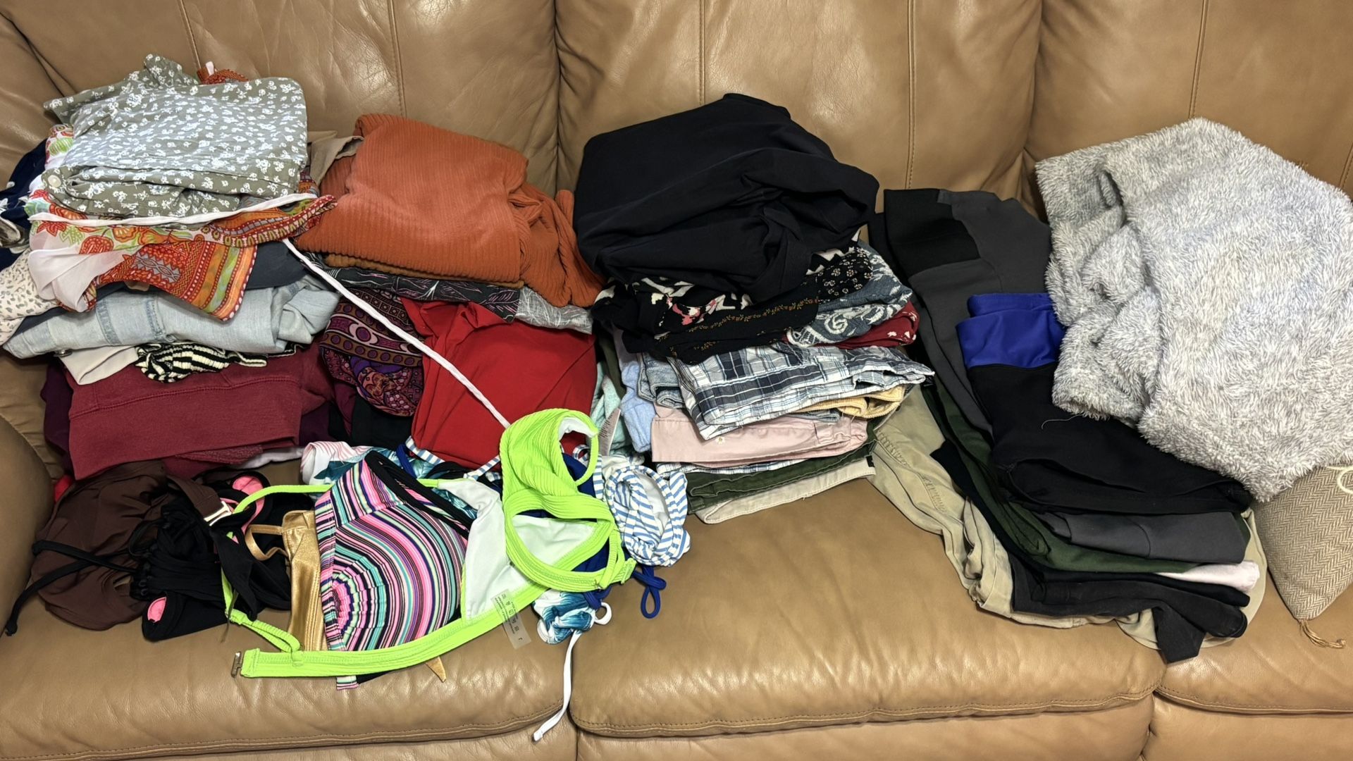 Woman’s Clothes Bundle