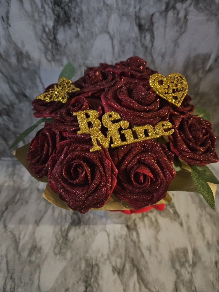 Dozen Glitter Rose Bouquet
