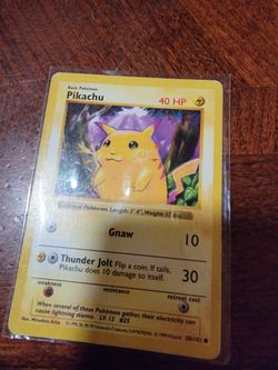 Shadowless Pikachu Yellow Cheeks Pokémon Card