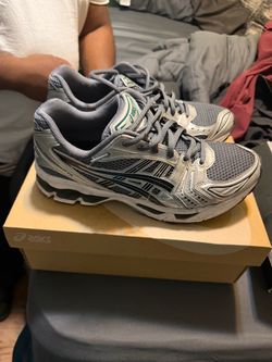 ASICS men’s size 8 1/2