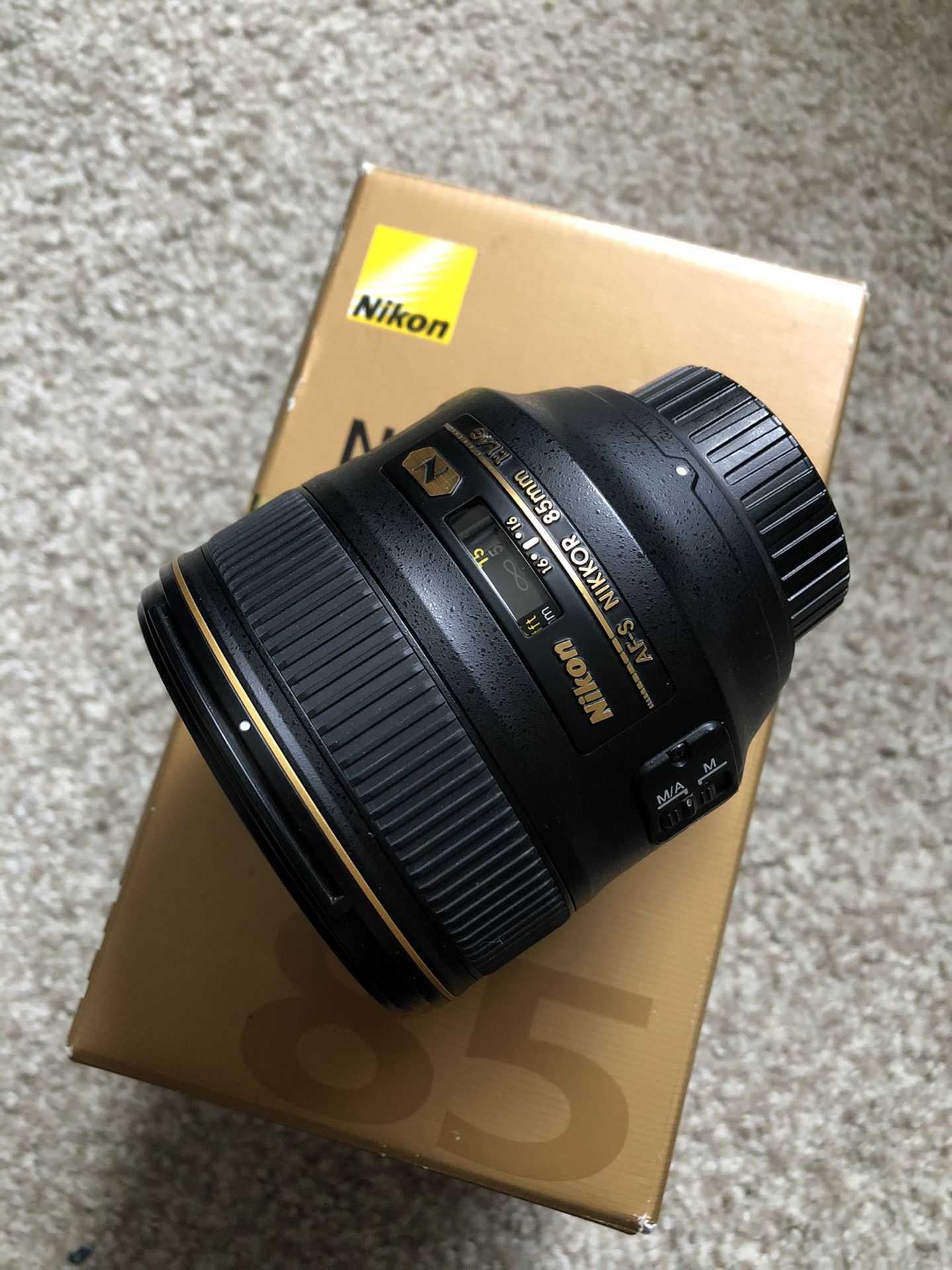 Nikkor AF-S 85mm f/1.4 G Amazing Lense