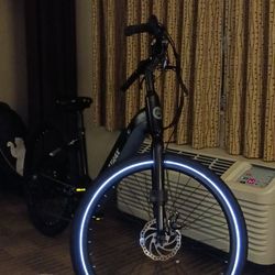LIKE NEW Gotrax Transit Electric Bike - Only 156 Miles!