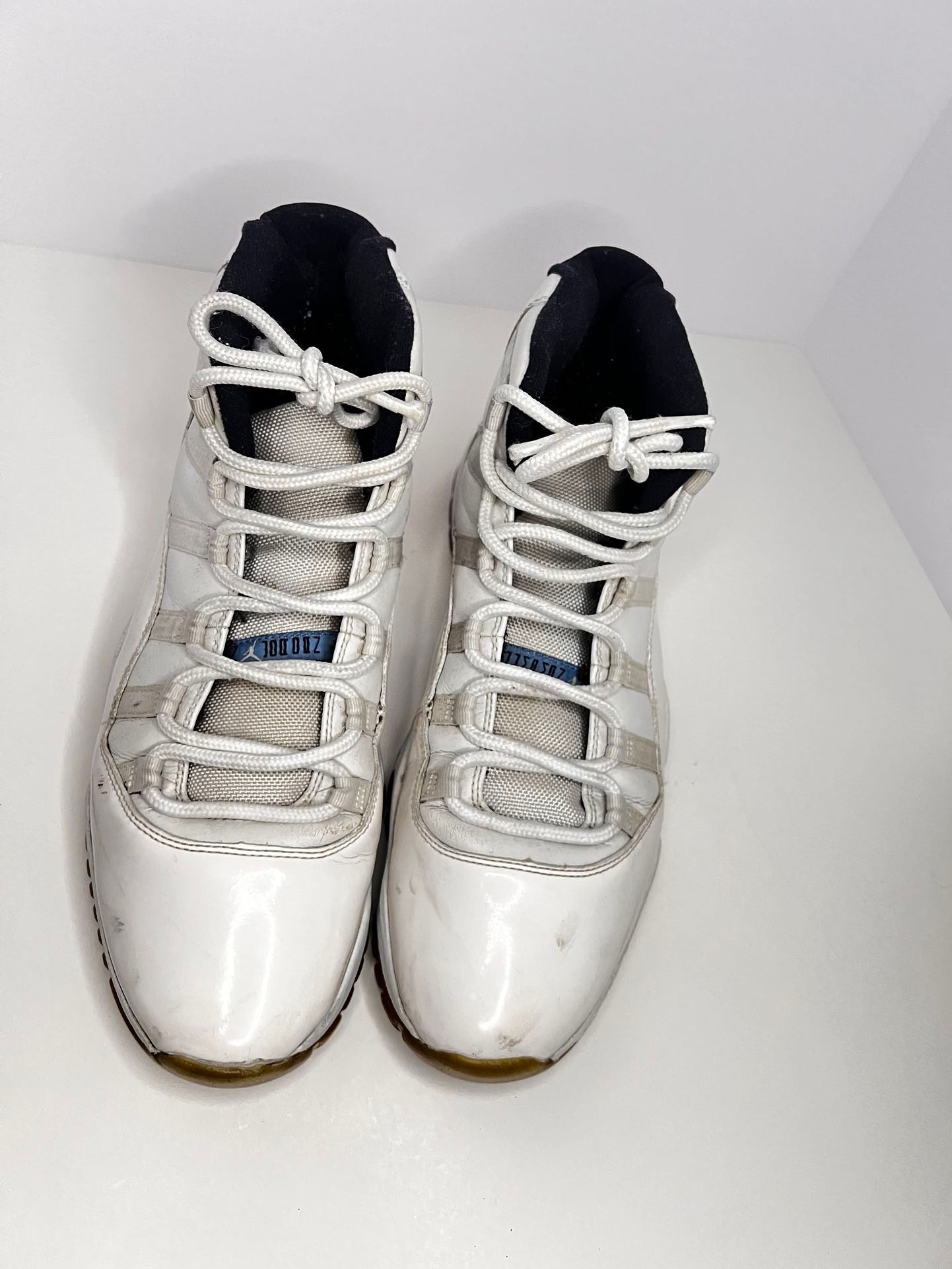 Jordan 11 Columbia 2001