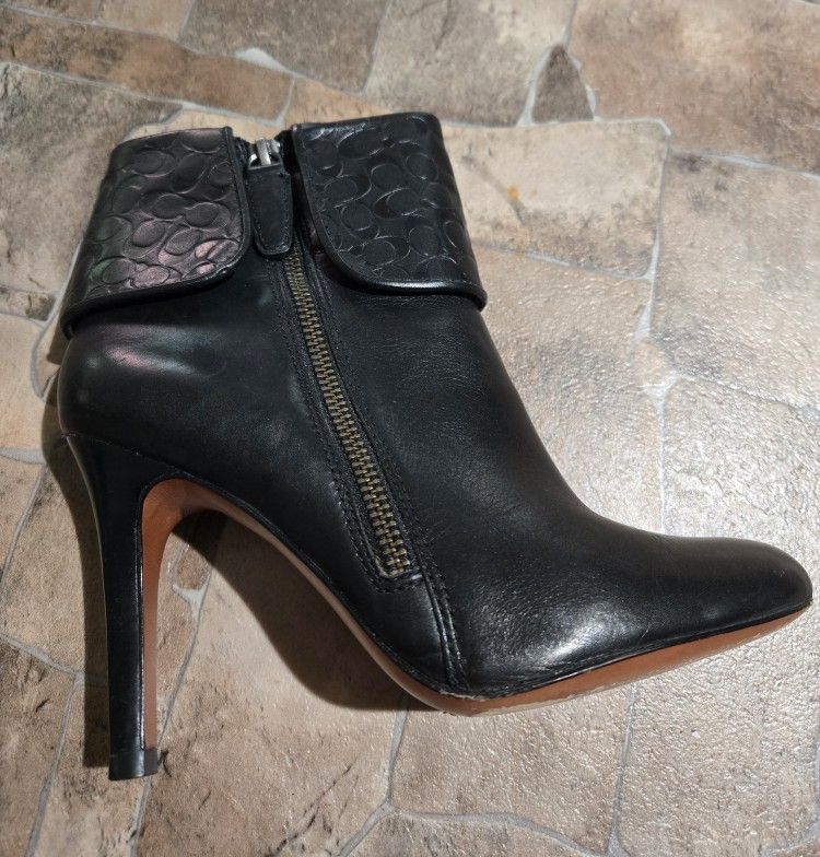 Coach boots black, leather Size 6B