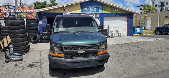 2005 Chevrolet Express 3500