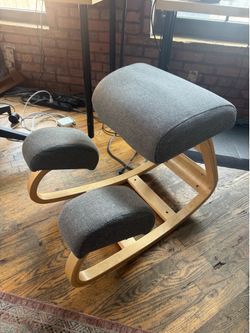 Vilmi kneeling chair