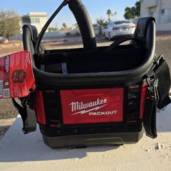 Milwaukee 10inch Structured Tote 