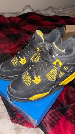 Jordan 4 thunders