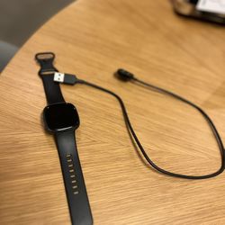 Fitbit versa 4 