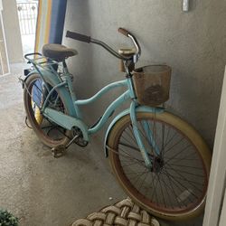 Huffy Women’s Beach Cruiser 
