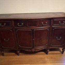 Vintage Mahogany Sideboard: 3’ H, 6’ W, 18-20” D