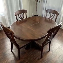 Adjustable Dining Table with Chairs