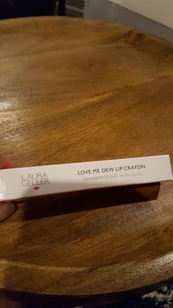 Laura Geller new lip crayon