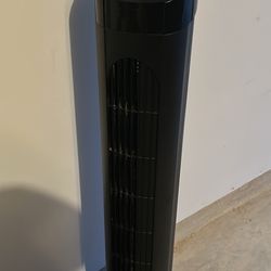 Tower Fan With Remote, Timer And Wind Settings