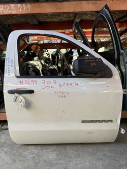 GMC Sierra 1500 Front Door White Passenger Side RH 2014 - 2018 ; stock#1912