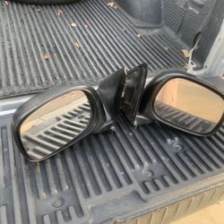 2006  Ram 1500  Side Mirrors 