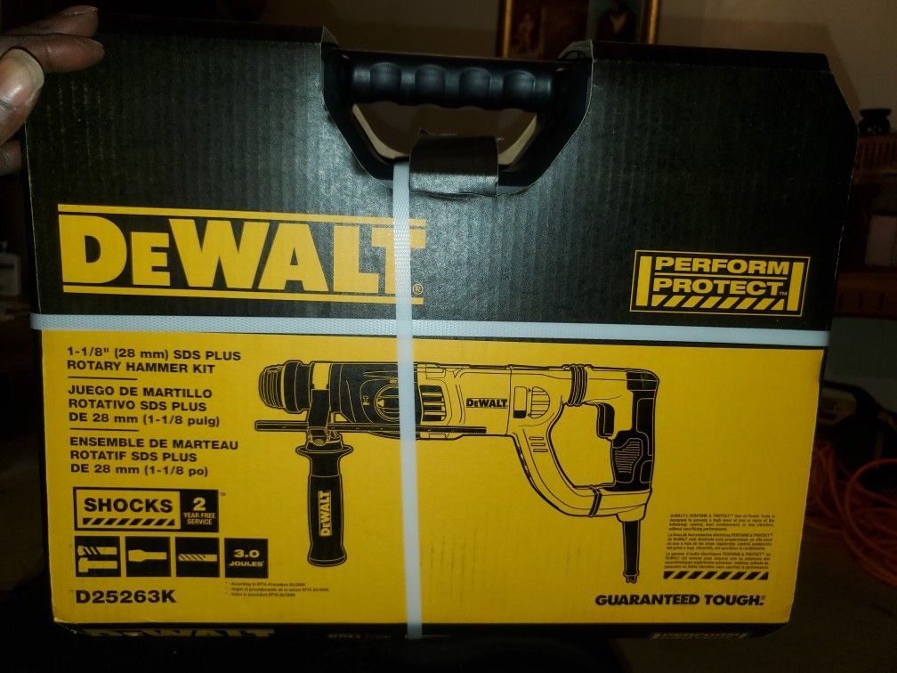 Dewalt SDS Plus Rotary Hammer Kit