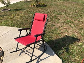Rocking folding chair
