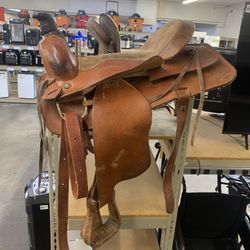 GOOD CONDITION SADDLE 