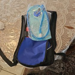 BRAND NEW WATER BACK PACK FOR CYCLERS