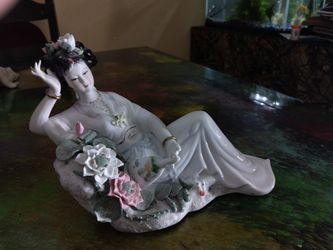 Oriental Figure