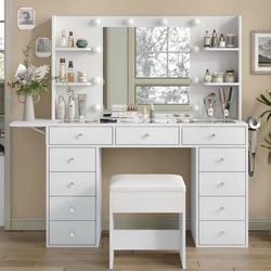 47-Inch Wide Vanity, Glass Top, Equipped with a Power Outlet, a Mirror, And 12 lightbulbs
