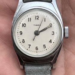 Vintage Dainty Ladies Timex Manual Winding Wristwatch