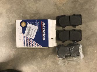 AcDelco Ceramic Brake Pad Set