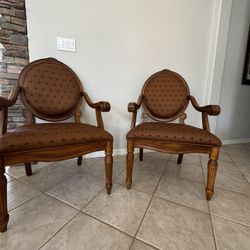 Accent Chairs / Arm Chair Set Of 2 / Accent Chair Solid Carved wood 