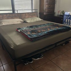 King Size Bed 