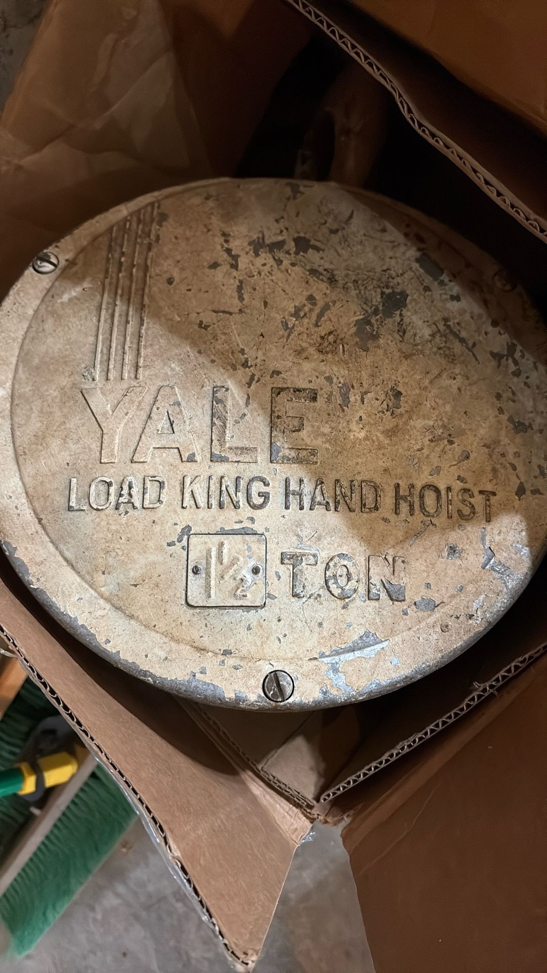 Chain Hoist, Yale