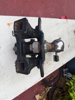 Adjustable Trailer Hitch