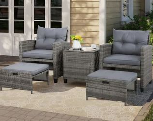 5-Piece Outdoor Wicker Patio Furniture Set