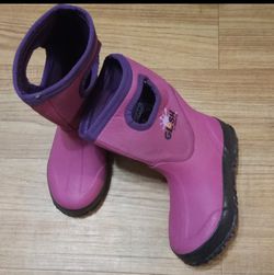 Rain boots for girl size 11