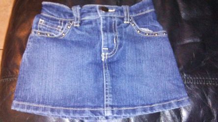 Children's place skirt.