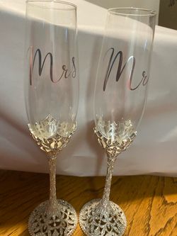 Mr & Mrs