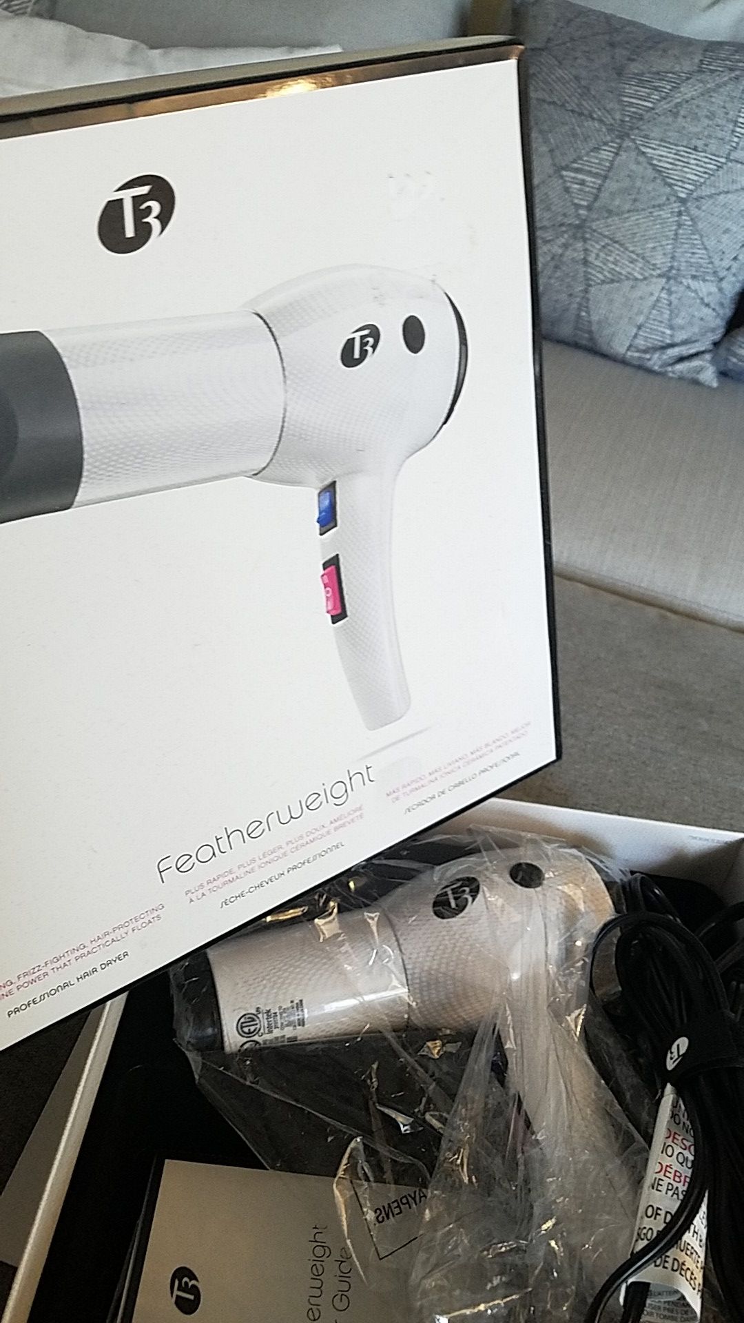 T3 featherweight hair dryer blow dryer