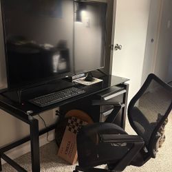 Desk With Glass Top