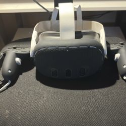 Barely Used Meta Quest 3 Batman Bundle